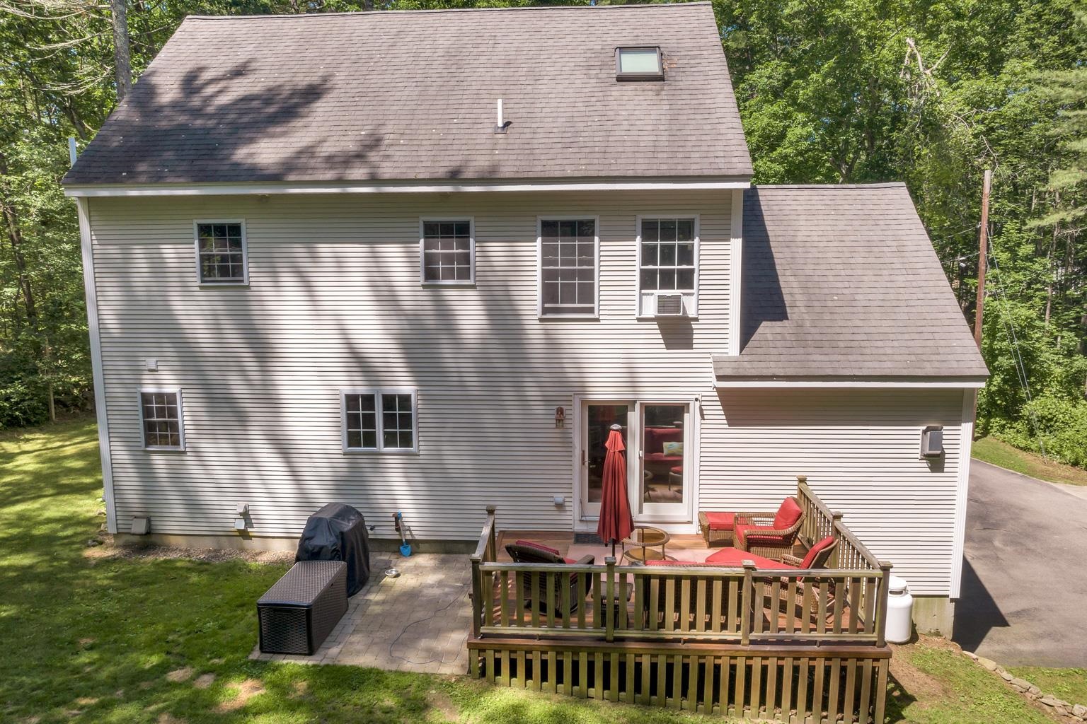 75 Newmarket Road Durham, NH 03824 - Photo 22 of 32