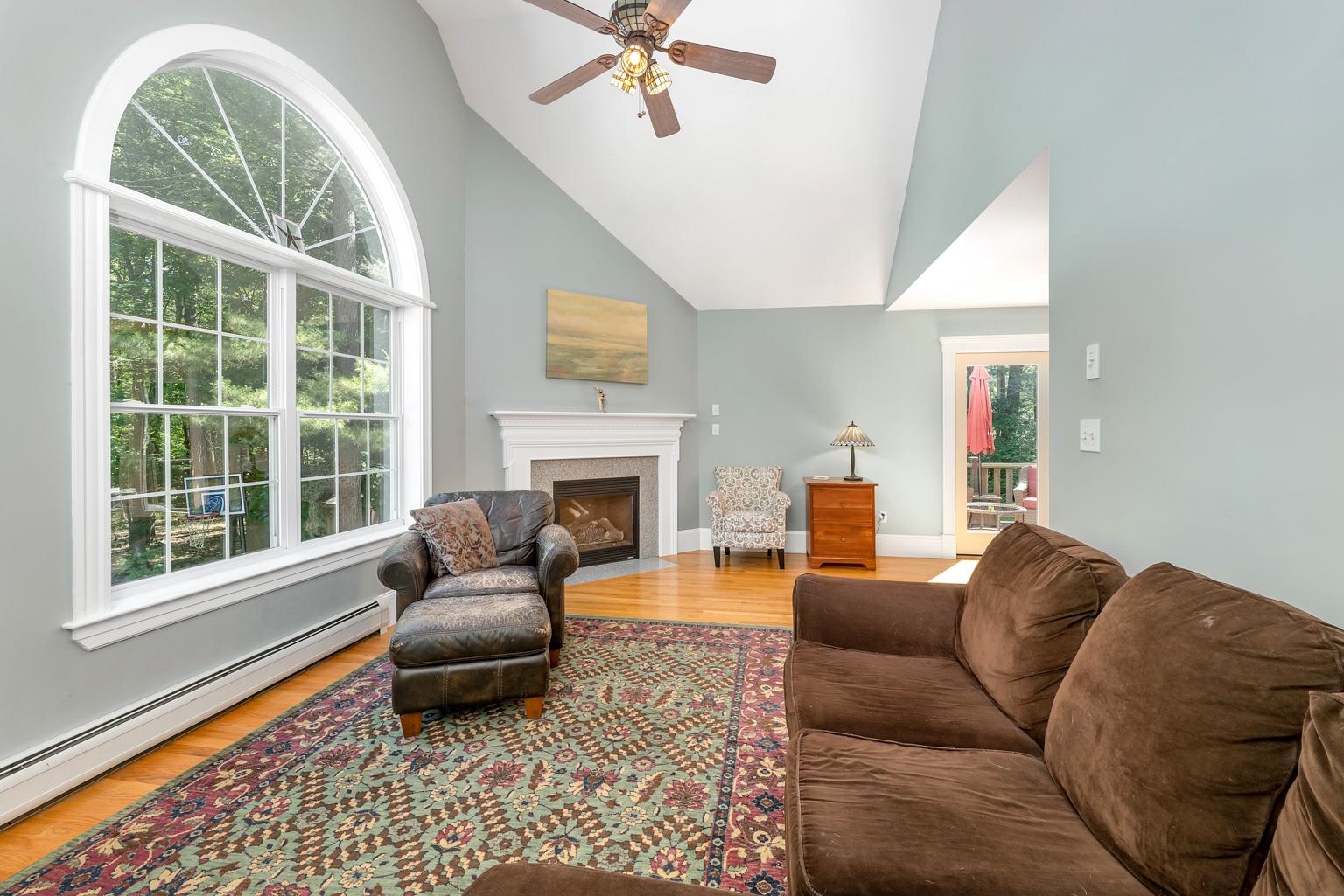 75 Newmarket Road Durham, NH 03824 - Photo 3 of 32