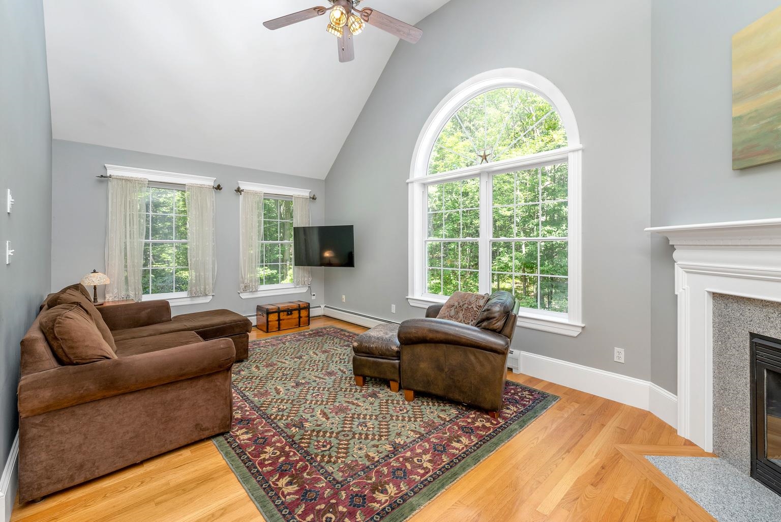 75 Newmarket Road Durham, NH 03824 - Photo 4 of 32