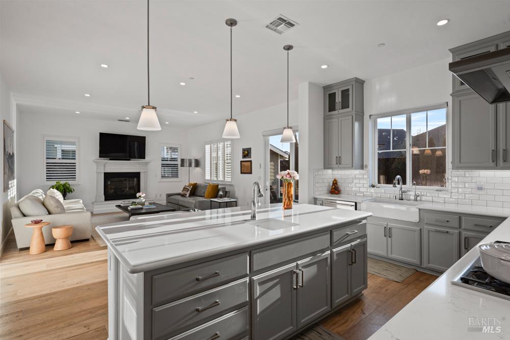 280 Pacific Heights Drive Santa Rosa, CA 95403 - Photo 9 of 72