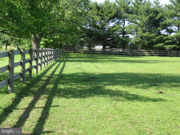 66 Eayrestown Road Medford, NJ 08055 - Photo 10 of 15 Gallery Image 10