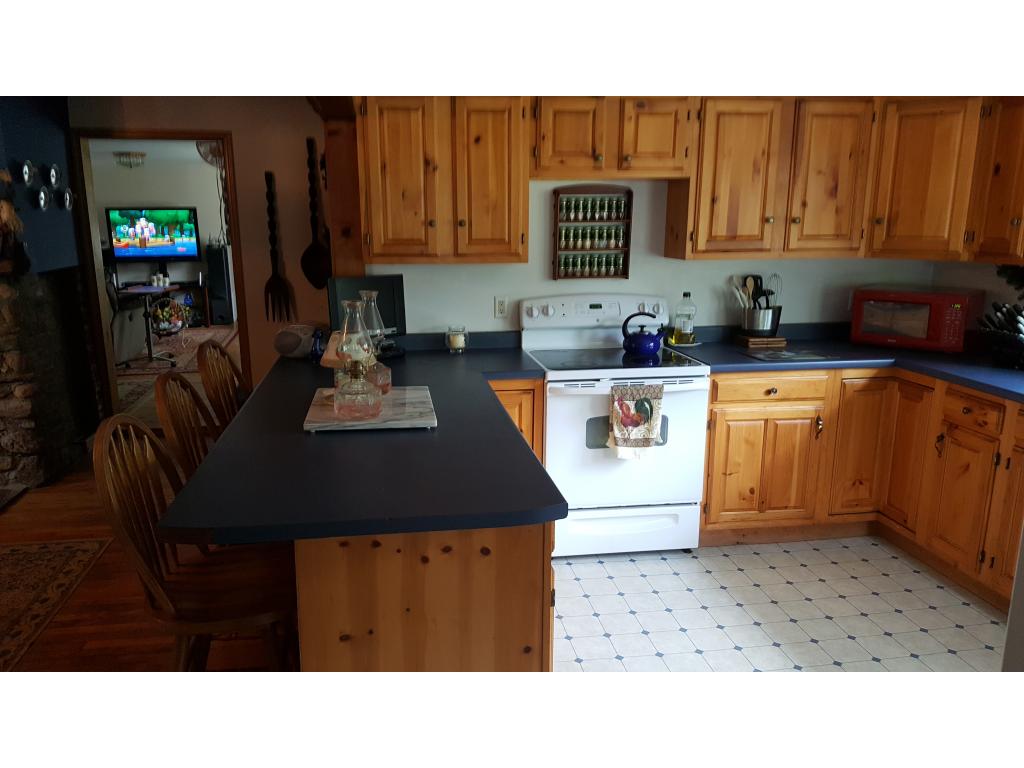 102 Reservoir Road Deering, NH 03244 - Photo 2 of 20