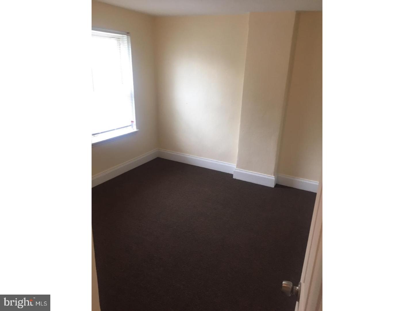 1041 Niagara Road Camden, NJ 08104 - Photo 6 of 9
