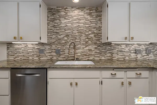 $1,425,000 | 2324 Camino Vida, Palm Springs, CA 92264