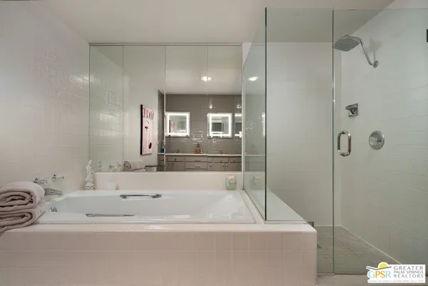 $1,425,000 | 2324 Camino Vida, Palm Springs, CA 92264