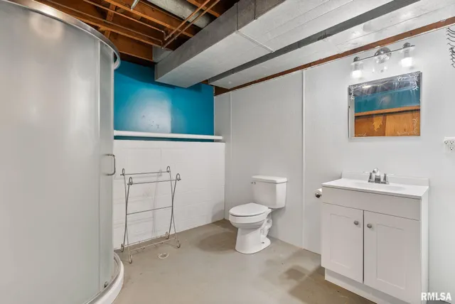 $199,900 | 1215 Wisconsin Street, Le Claire, IA 52753