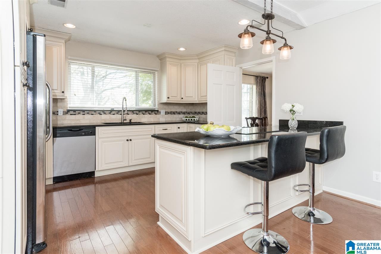 924 Wickford Road Birmingham, AL 35216 - Photo 13 of 50