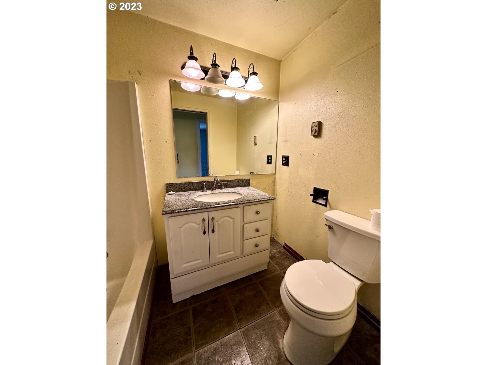 115 Northeast 14th Avenue Camas, WA 98607 - Photo 7 of 18 Gallery Image 7