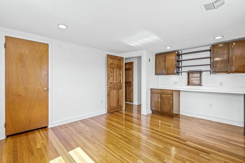 72 Cambridge Road Woburn, MA 01801 - Photo 19 of 41 Gallery Image 19