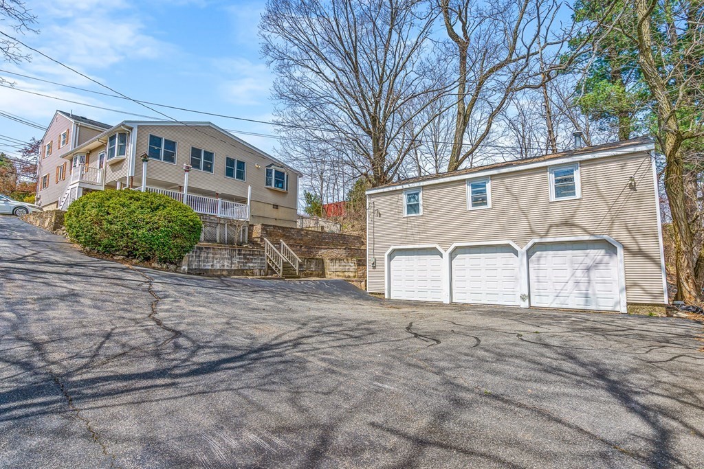 72 Cambridge Road Woburn, MA 01801 - Photo 2 of 41 Gallery Image 2
