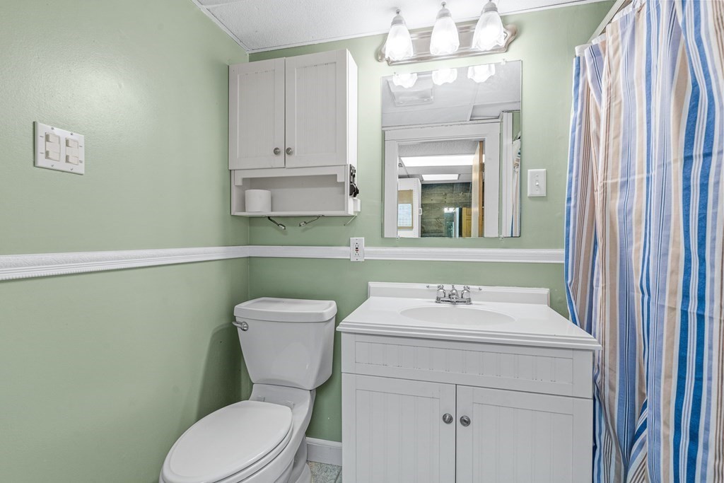 72 Cambridge Road Woburn, MA 01801 - Photo 25 of 41 Gallery Image 25