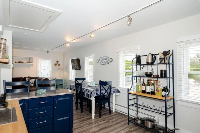 $779,900 | 281 York Street, York, ME 03909