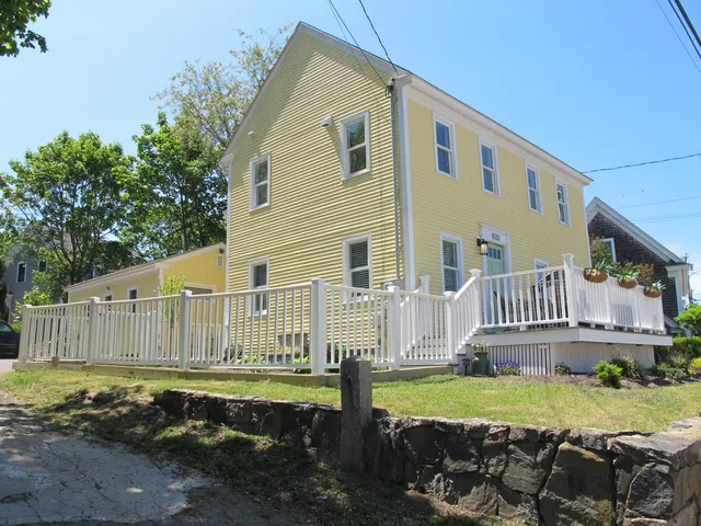 $779,900 | 281 York Street, York, ME 03909