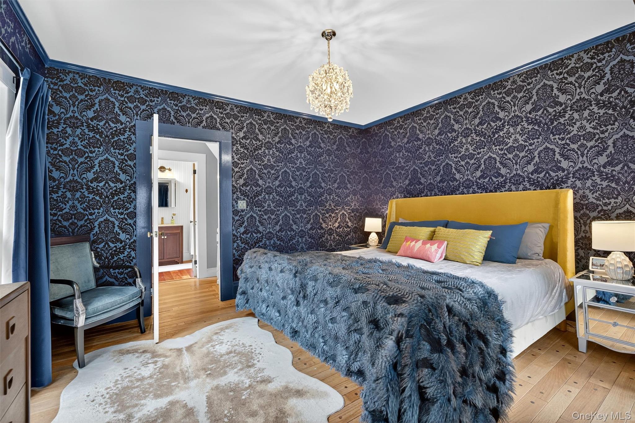 1657 River Road Damascus, PA 18415 - Photo 32 of 43 a bedroom with a bed and a window