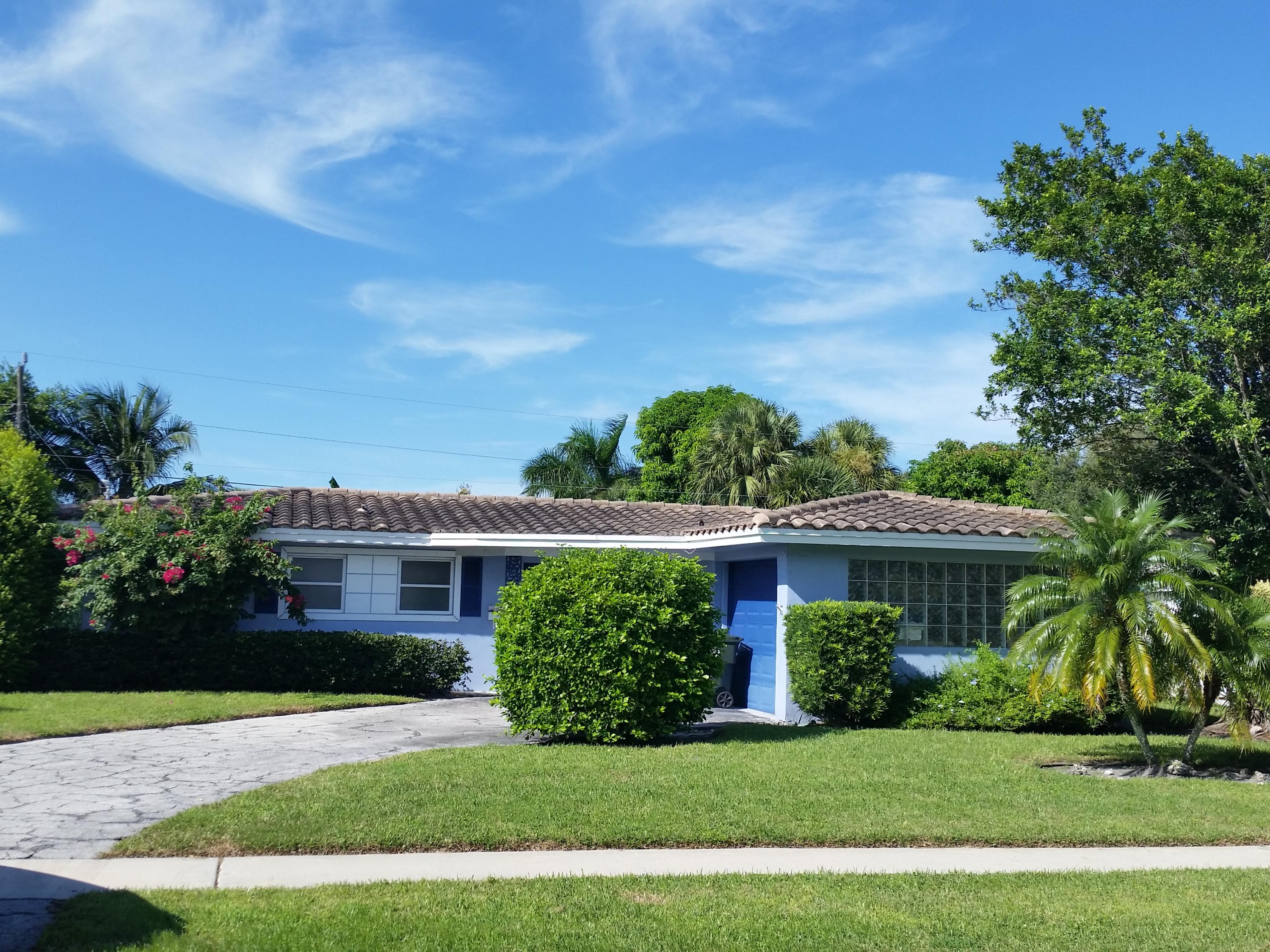 781 West Camino Real Boca Raton, FL 33486 - Photo 2 of 29 FRONT VIEW