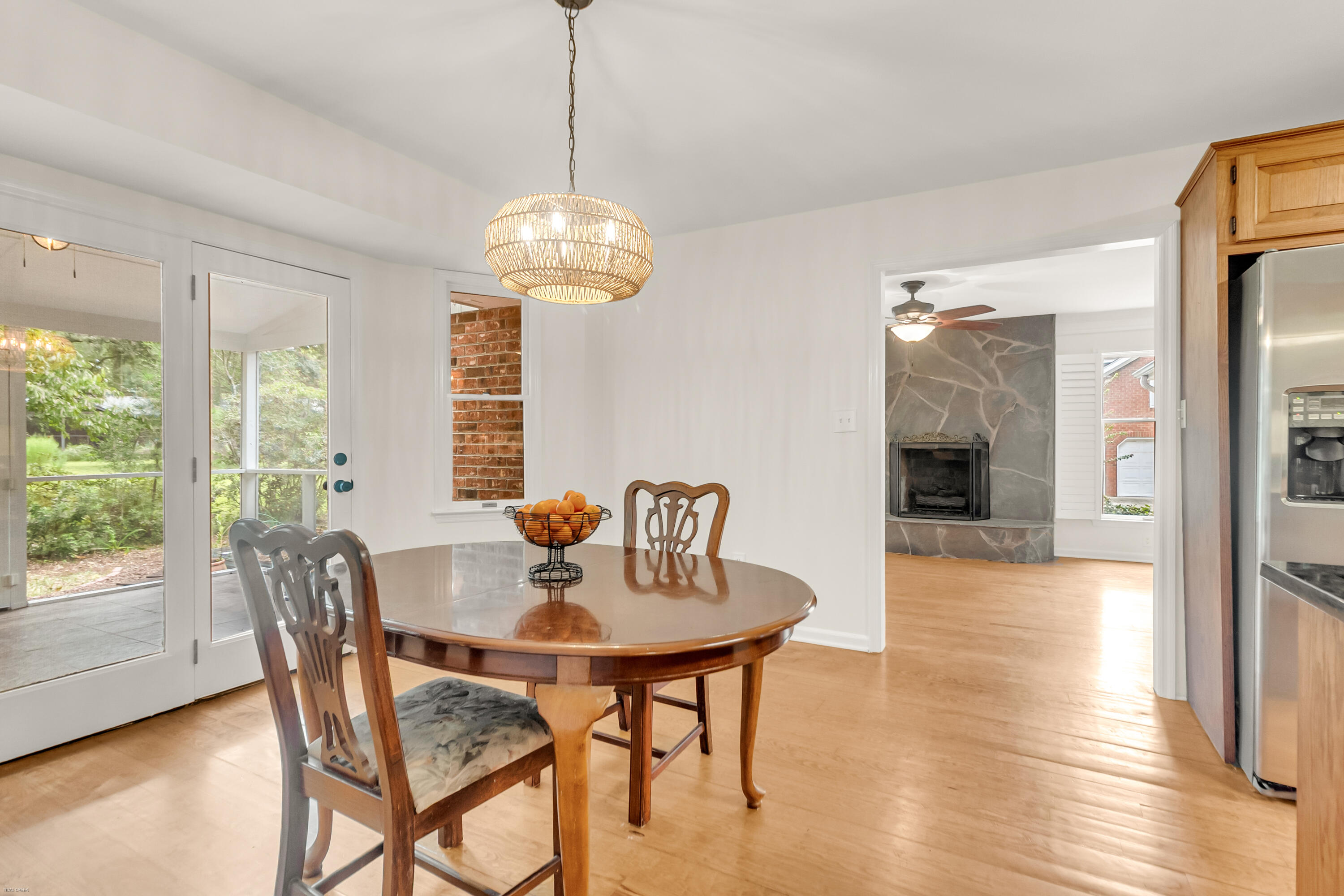 513 Sweetbay Road Charleston, SC 29412 - Photo 25 of 41 513 Sweetbay -Tidalcreekphoto- (22)