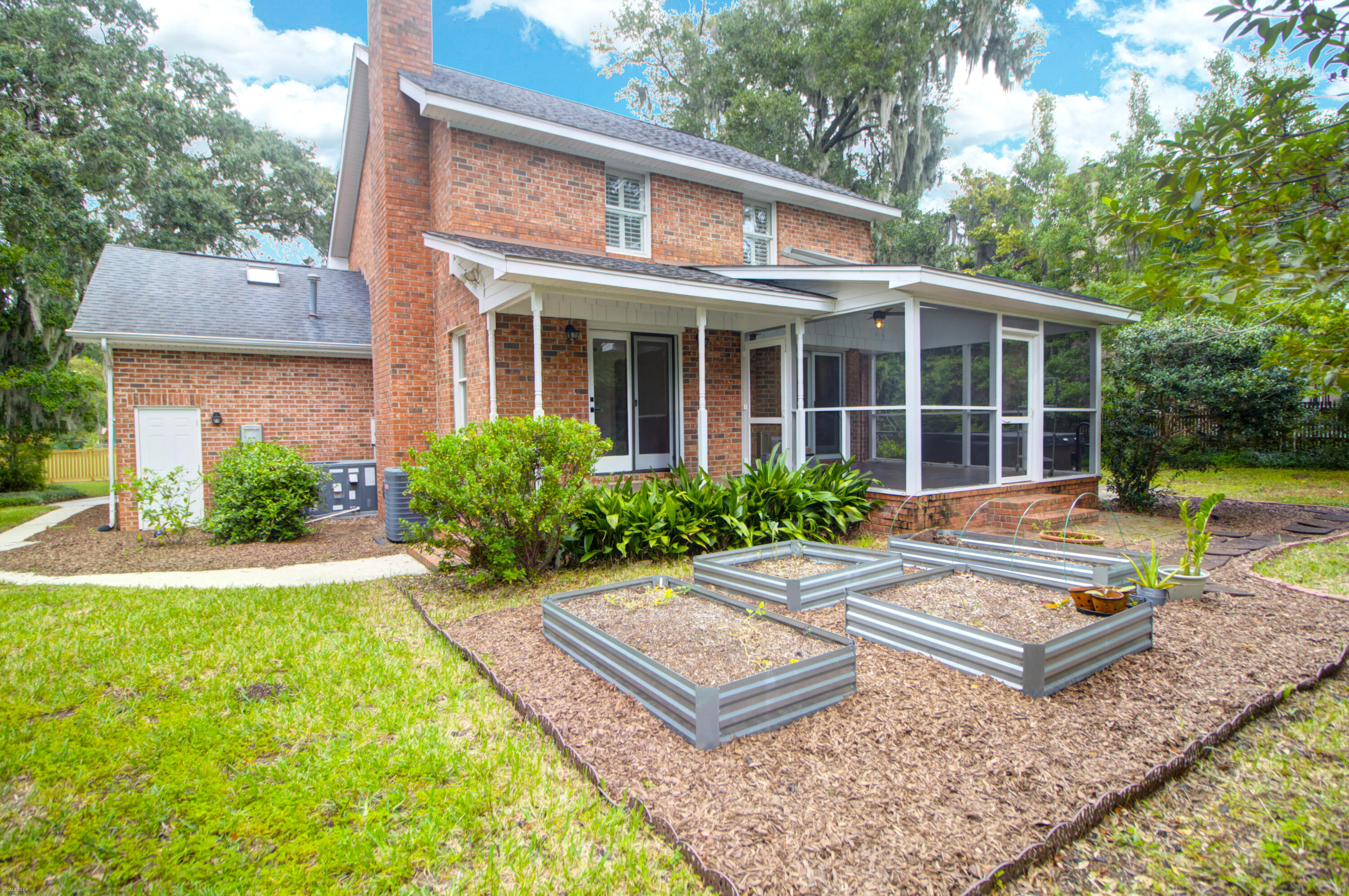 513 Sweetbay Road Charleston, SC 29412 - Photo 8 of 41 513 Sweetbay -Tidalcreekphoto- (35) - Co