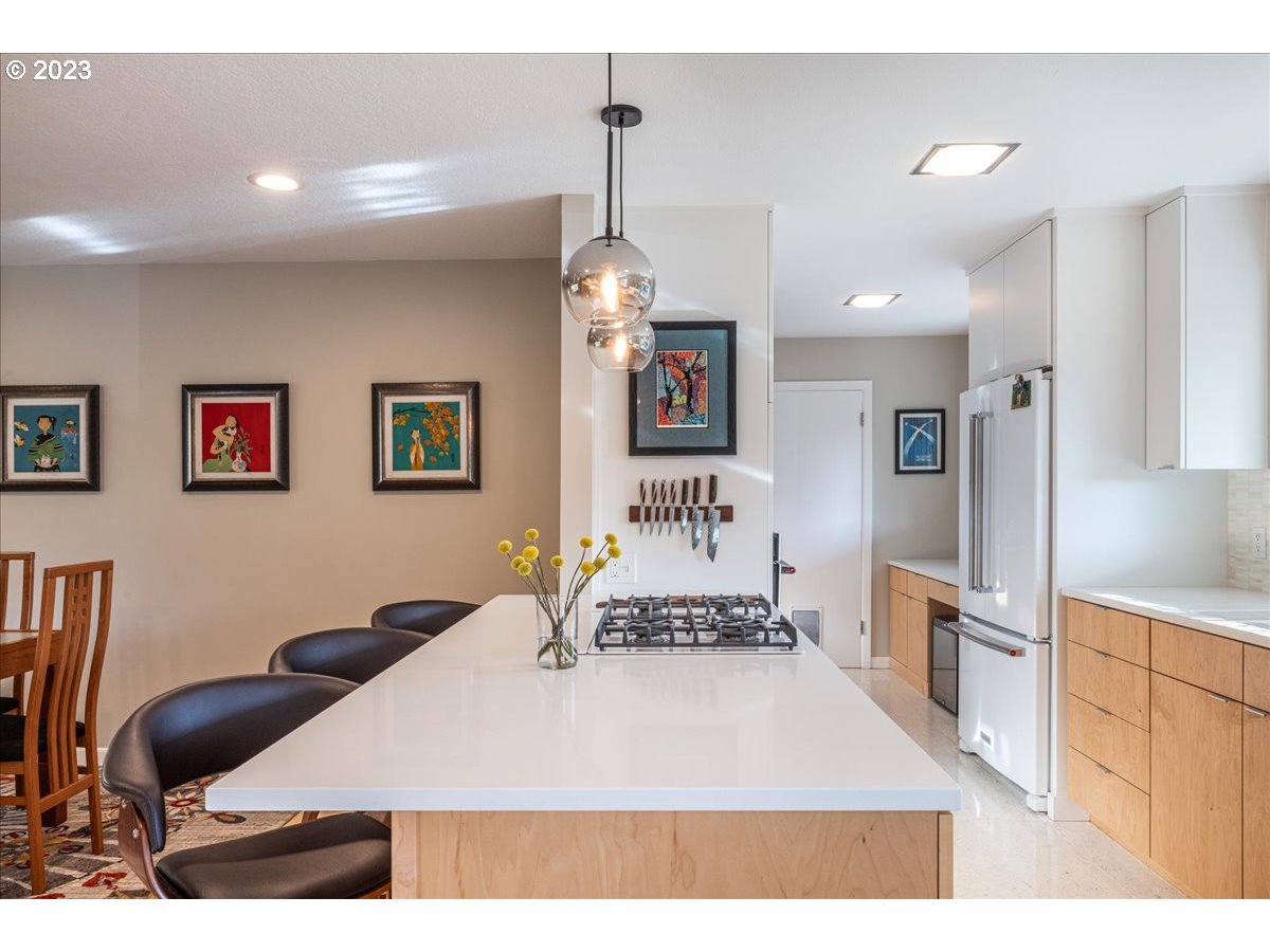 10165 Southwest Arborcrest Way Portland, OR 97225 - Photo 17 of 48 Gallery Image 17