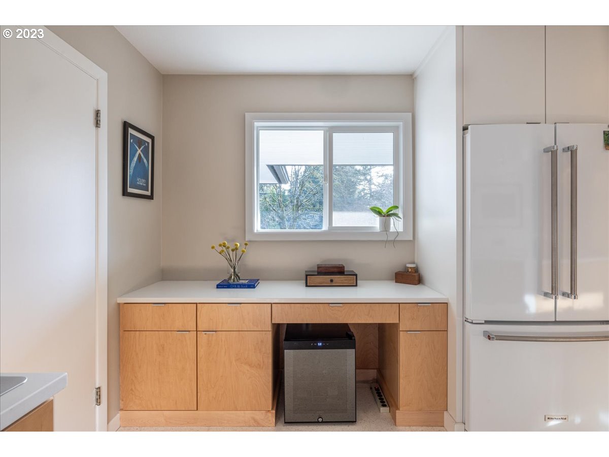 10165 Southwest Arborcrest Way Portland, OR 97225 - Photo 20 of 48 Gallery Image 20