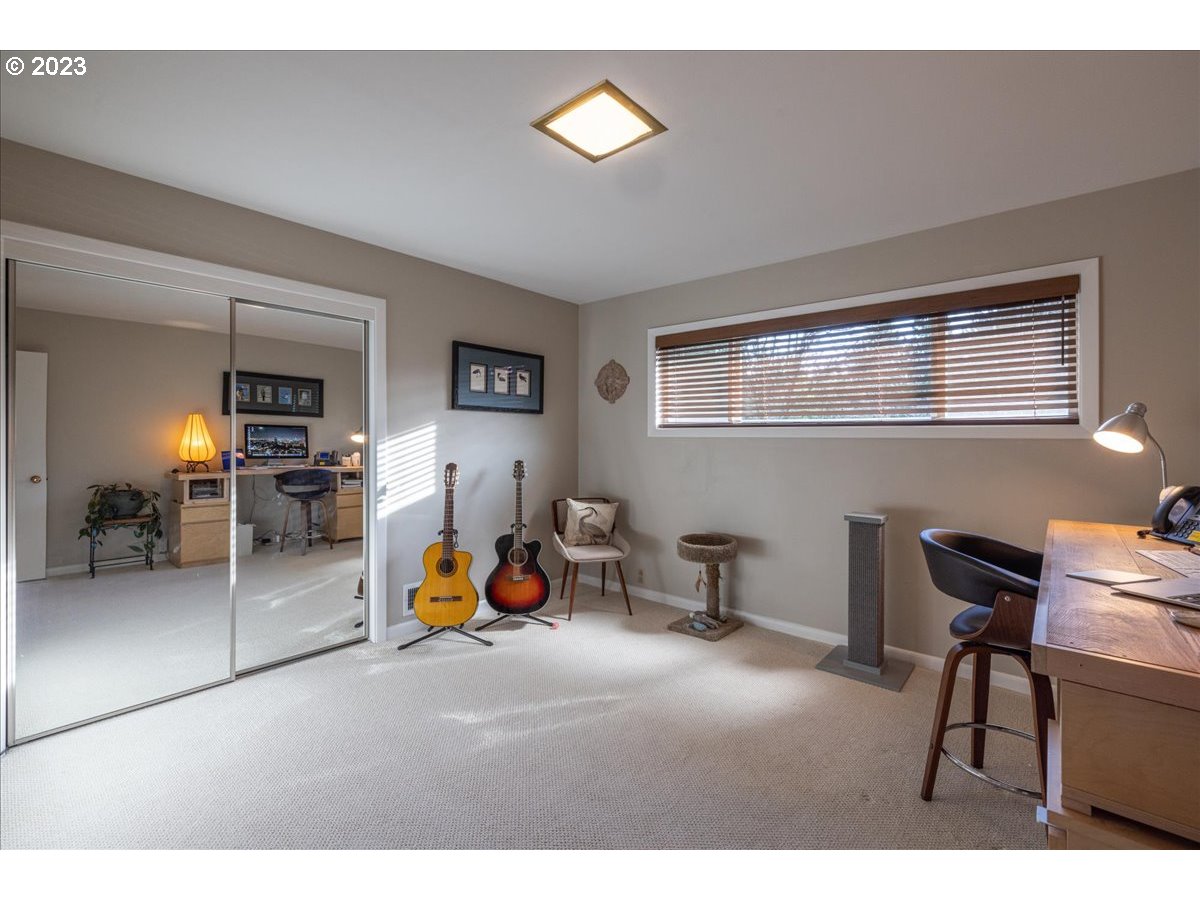 10165 Southwest Arborcrest Way Portland, OR 97225 - Photo 40 of 48 Gallery Image 40