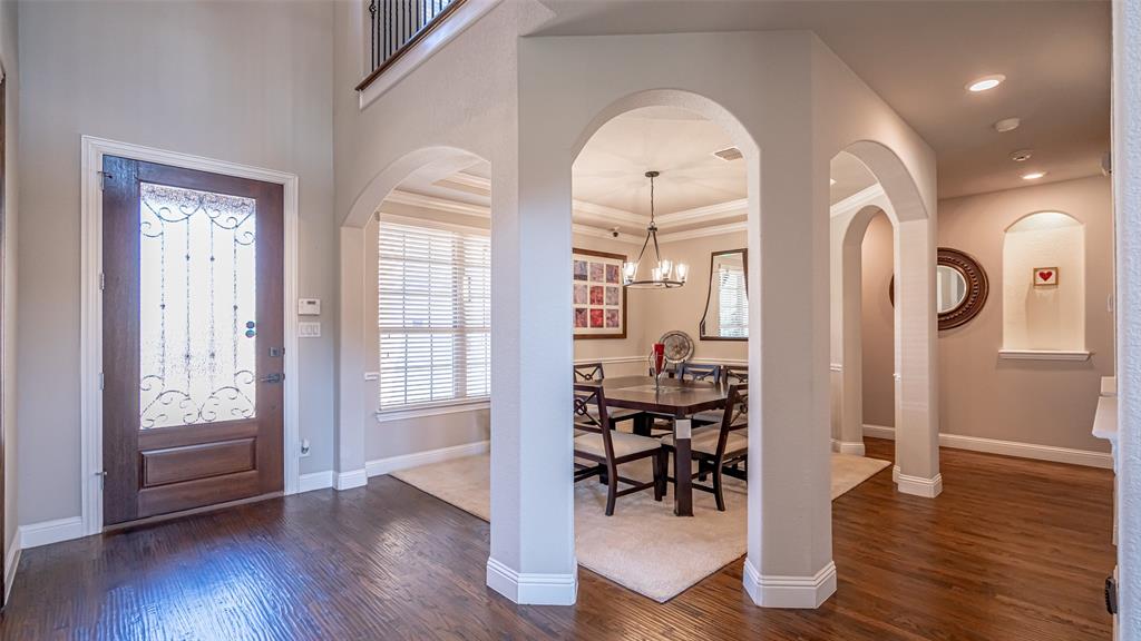 7033 Benjamin Way Colleyville, TX 76034 - Photo 4 of 40