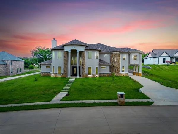 $850,000 | 3124 Koscher Drive, Grand Prairie, TX 75104