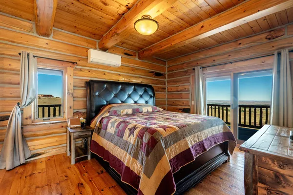 $1,050,000 | 71 Lower Hideaway Lane, Sheridan, WY 82801