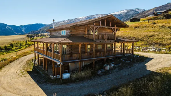 $1,050,000 | 71 Lower Hideaway Lane, Sheridan, WY 82801