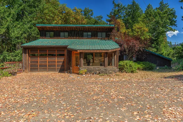 $525,000 | 5010 Old Highway 99 South, Ashland, OR 97520