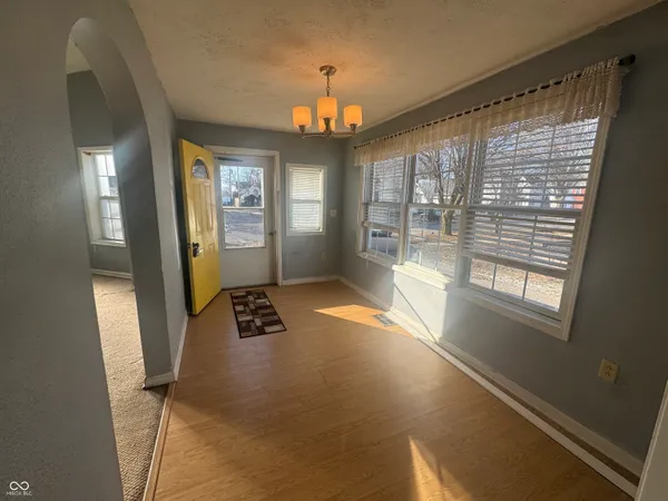 $129,900 | 320 East 6th Street, Rushville, IN 46173