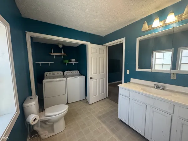 $129,900 | 320 East 6th Street, Rushville, IN 46173