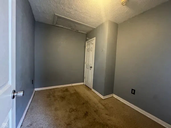 $129,900 | 320 East 6th Street, Rushville, IN 46173