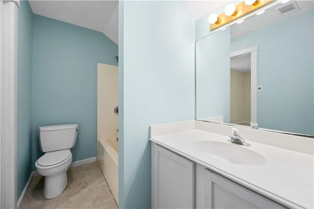 $450,000 | 3934 Staples Road, Pineville, LA 71360