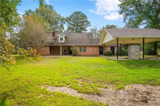 $450,000 | 3934 Staples Road, Pineville, LA 71360