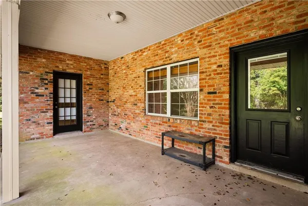 $450,000 | 3934 Staples Road, Pineville, LA 71360