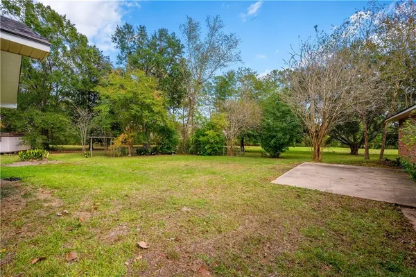 $450,000 | 3934 Staples Road, Pineville, LA 71360