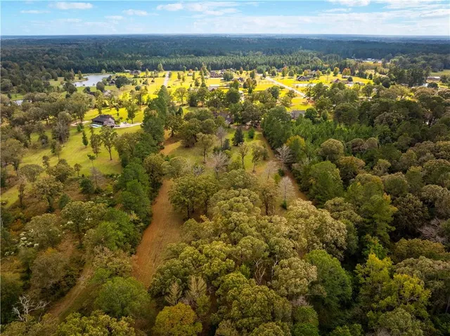 $450,000 | 3934 Staples Road, Pineville, LA 71360