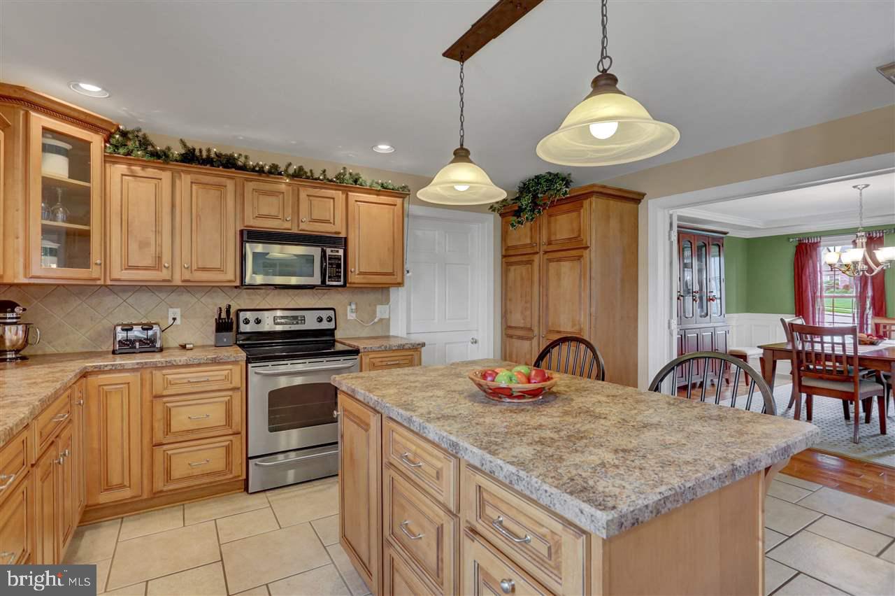 1375 Pheasant Run Road Middletown, PA 17057 - Photo 3 of 25 Gallery Image 3