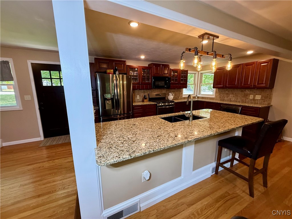 316 West Seneca Street Manlius, NY 13104 - Photo 14 of 37