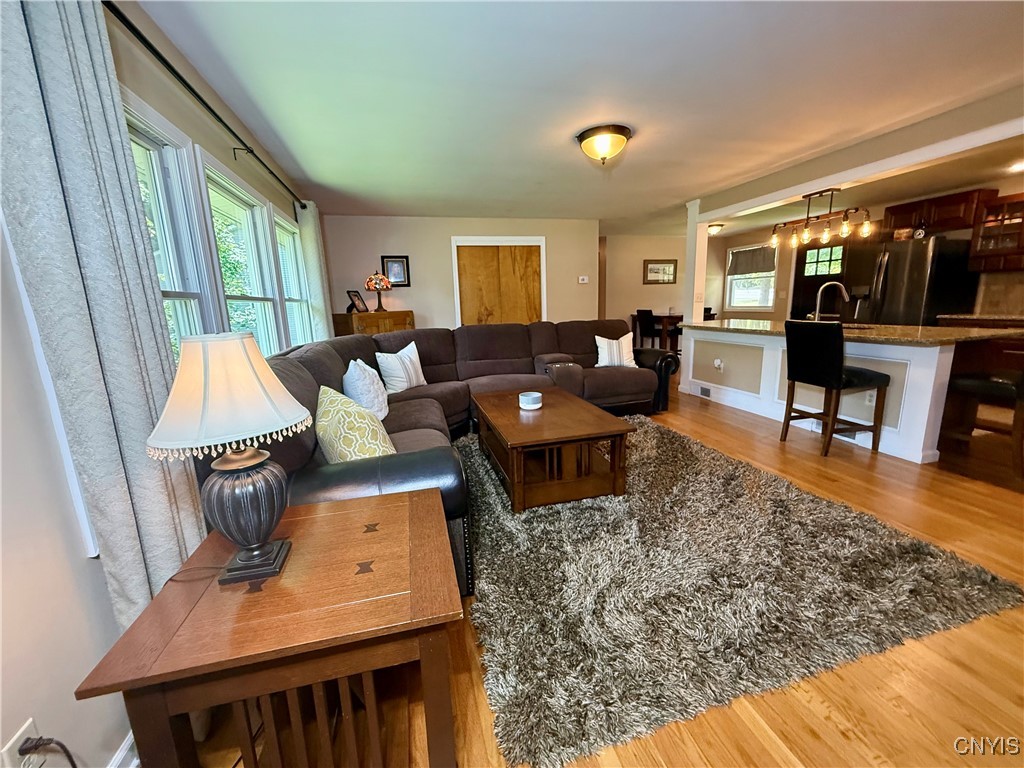 316 West Seneca Street Manlius, NY 13104 - Photo 18 of 37