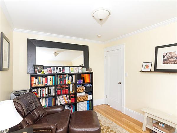 129 Hillside Road, Unit 1 Watertown, MA 02472 - Photo 14 of 24 Gallery Image 14