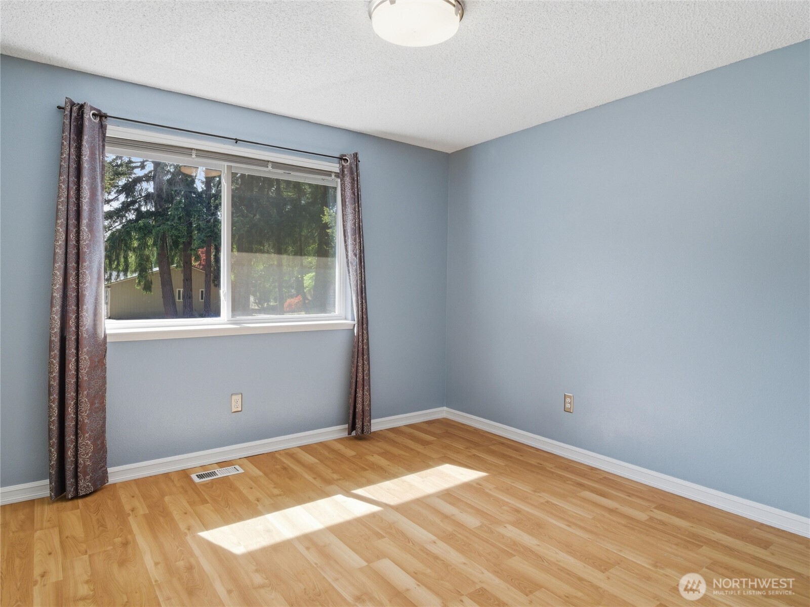 3323 33rd Loop Southeast Lacey, WA 98503 - Photo 24 of 40