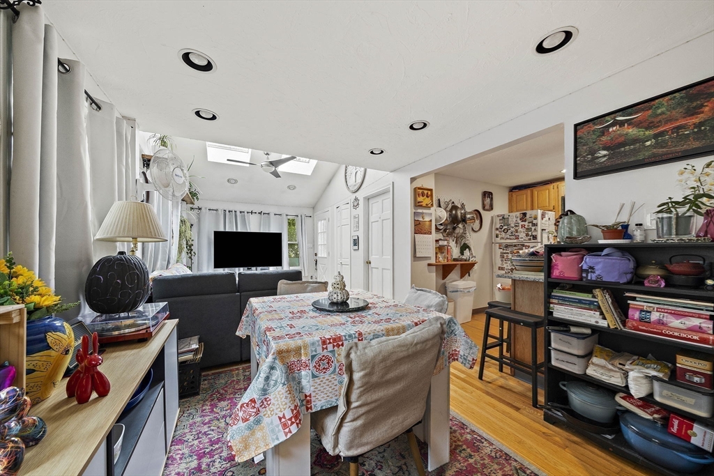 15 Linden Thomas Road Randolph, MA 02368 - Photo 8 of 19 Gallery Image 8