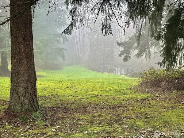 a view of an outdoor space and a yard