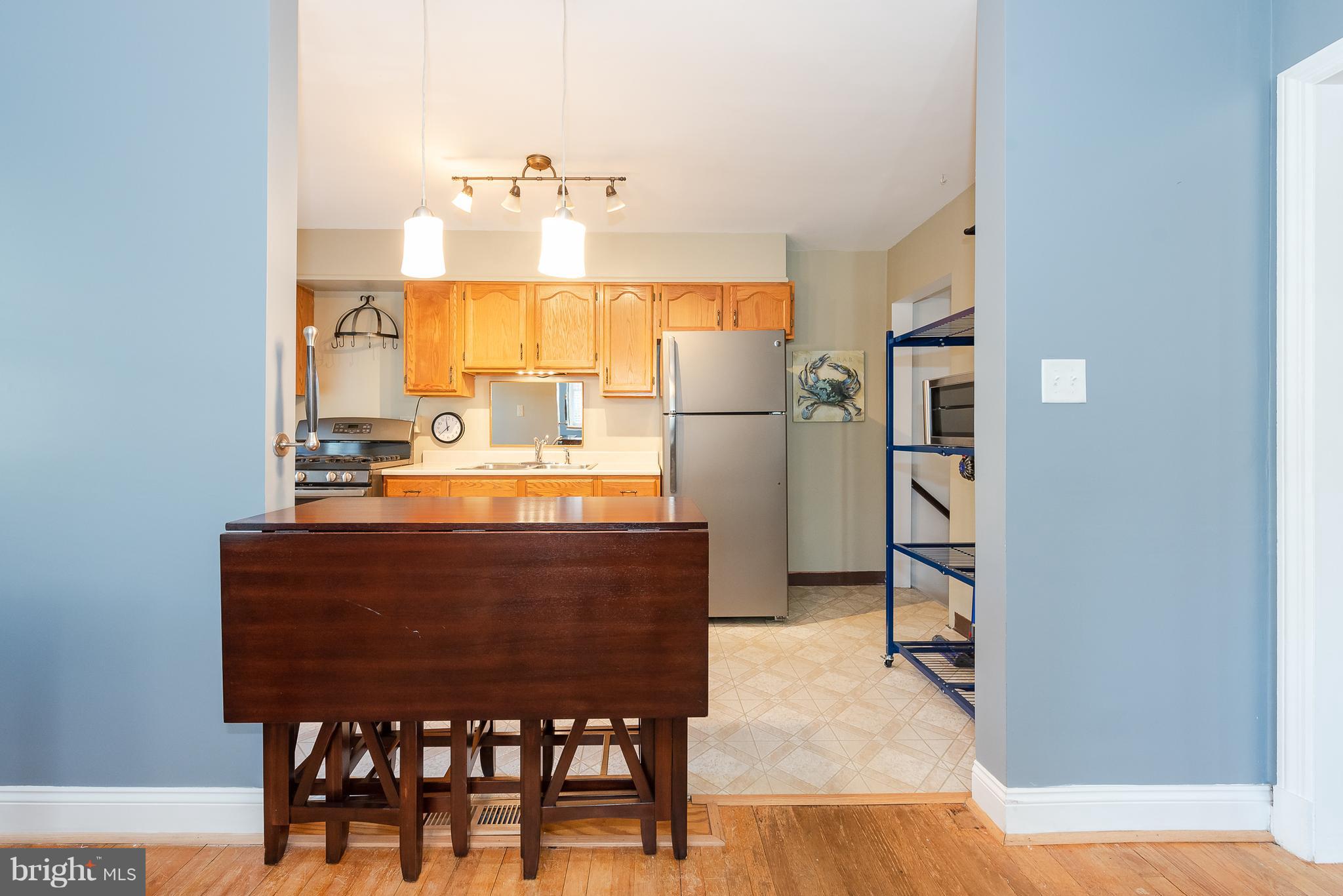 424 Greenlow Road Baltimore, MD 21228 - Photo 9 of 29 Kitchen