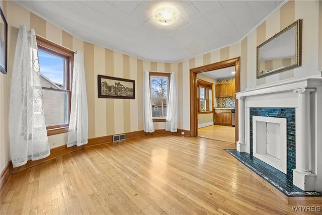 $1,200 | 411 Breckenridge Street, Buffalo, NY 14213