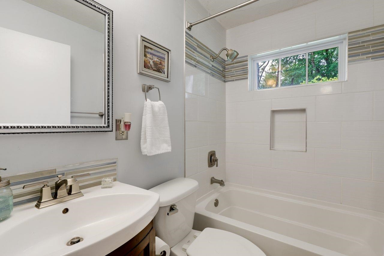 1306 Valley Road Garner, NC 27529 - Photo 12 of 18 Photo 12