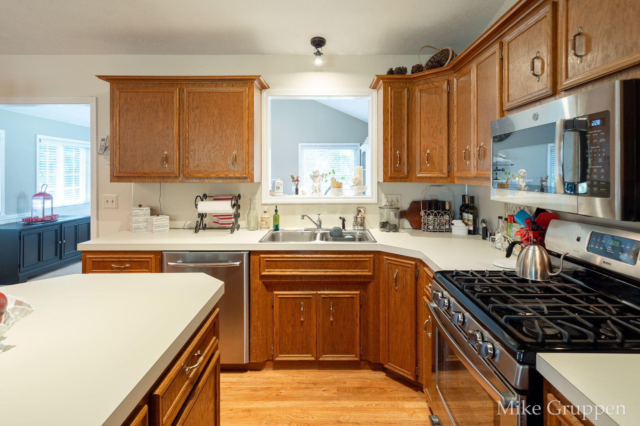 2565 Spring Court Zeeland, MI 49464 - Photo 16 of 49 16-web-or-mls-2565 Spring Court-071
