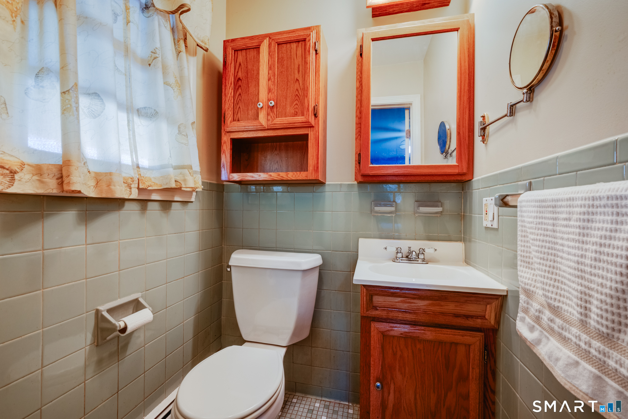 17 Hazel Street Fairfield, CT 06825 - Photo 21 of 38