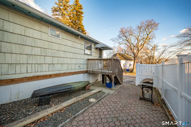 $400,000 | 17 Hazel Street, Fairfield, CT 06825